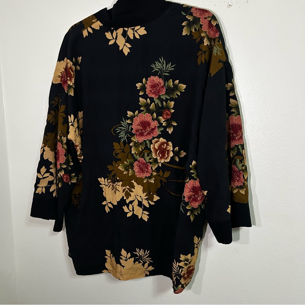 Anthropologie black floral top - Picture 5 of 7